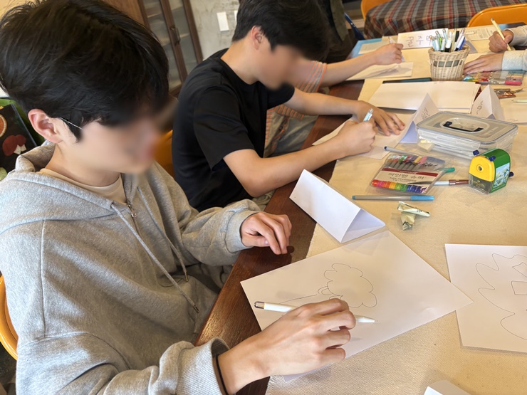 KakaoTalk_20250517_184035882_16.jpg
